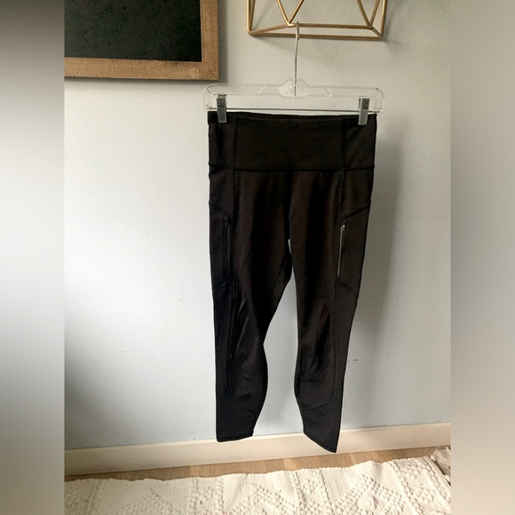 Athleta Rainier Brushed 7/8 Tight - Picture 1 of 7